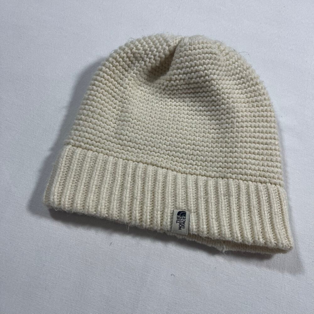 The North Face Women’s One Size Cream Ivory Knit Beanie Hat Winter Cuffed